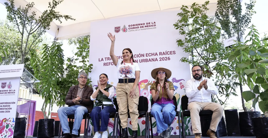 Clara Brugada durante la presentación del Programa de Reforestación Urbana 2026 en la Ciudad de México