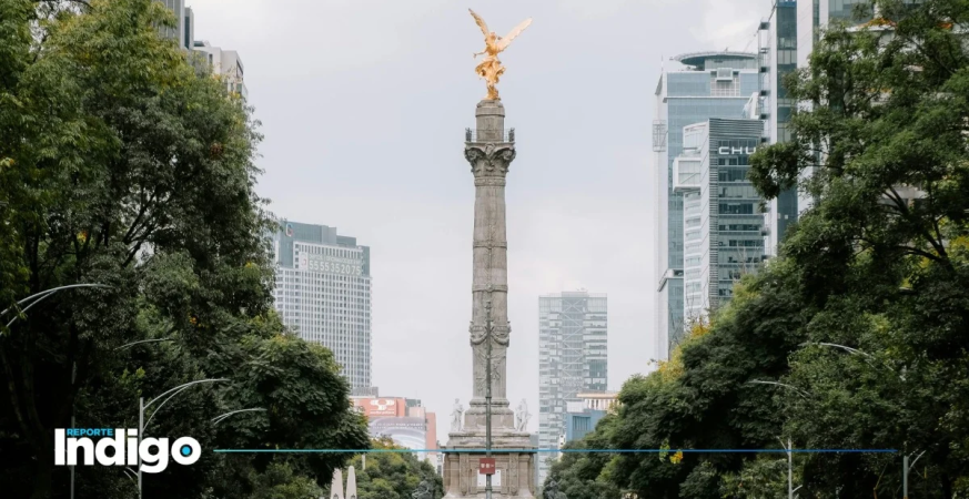 Ángel de la Independencia en Paseo de la Reforma, Ciudad de México